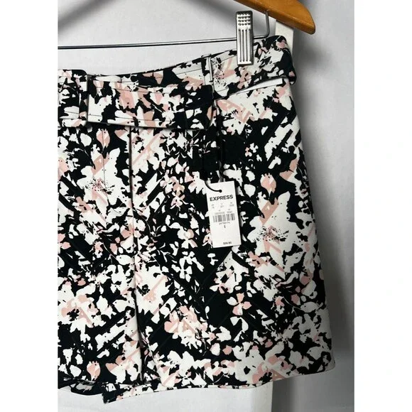 Express Floral Shorts Womens 6 Pink Black White Belted 3 in Inseam High Rise NWT - Picture 5 of 12